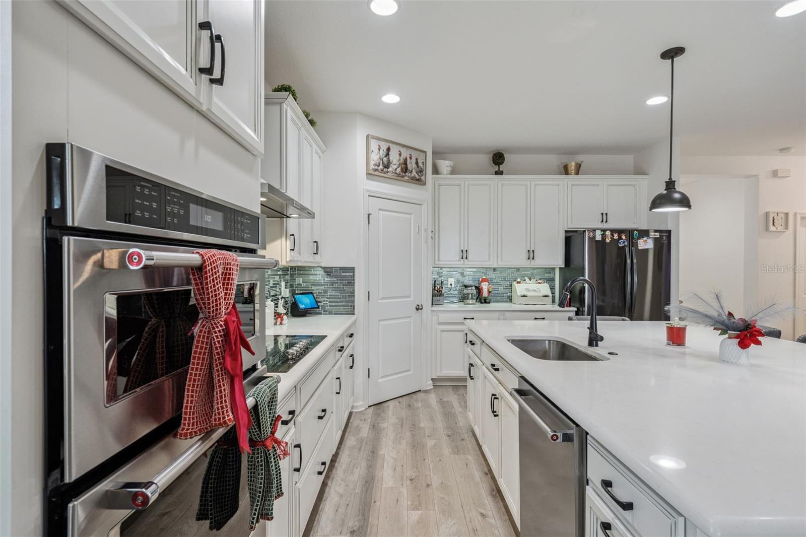 Image 18 of 55 For 16256 Misty Hills Avenue