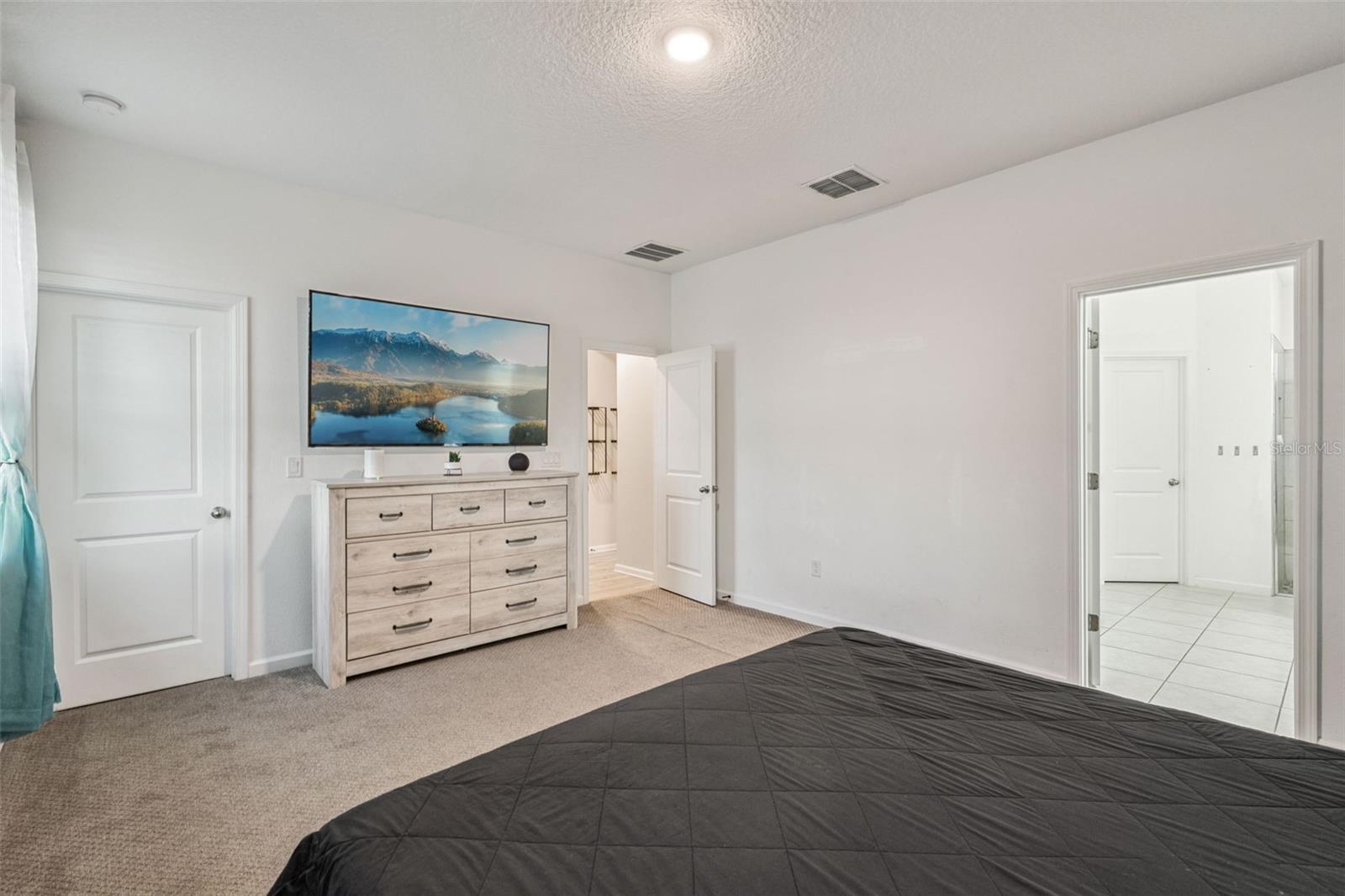 Image 22 of 55 For 16256 Misty Hills Avenue