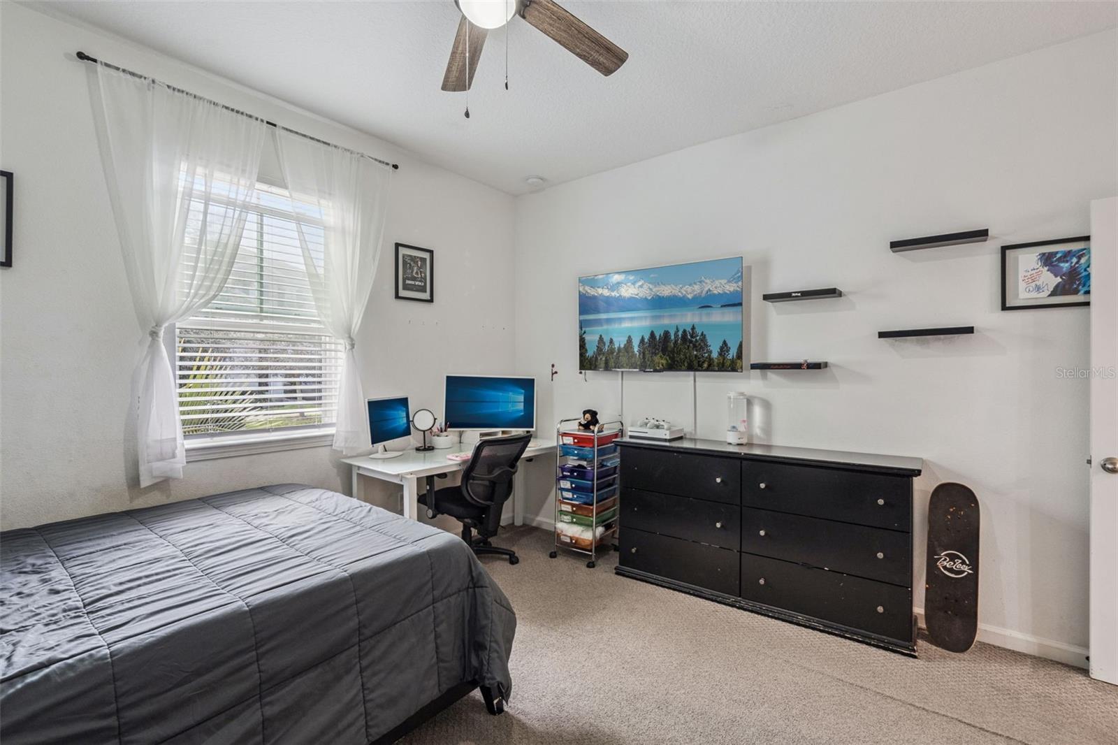 Image 23 of 55 For 16256 Misty Hills Avenue