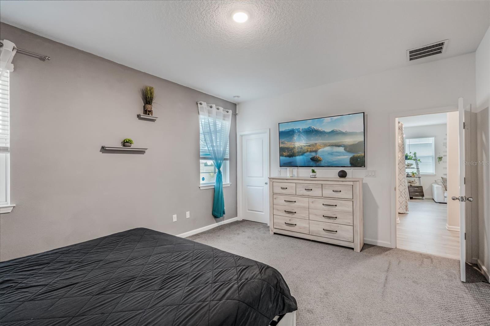 Image 24 of 55 For 16256 Misty Hills Avenue