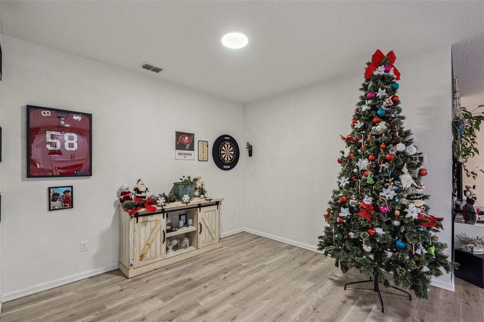 Image 32 of 55 For 16256 Misty Hills Avenue