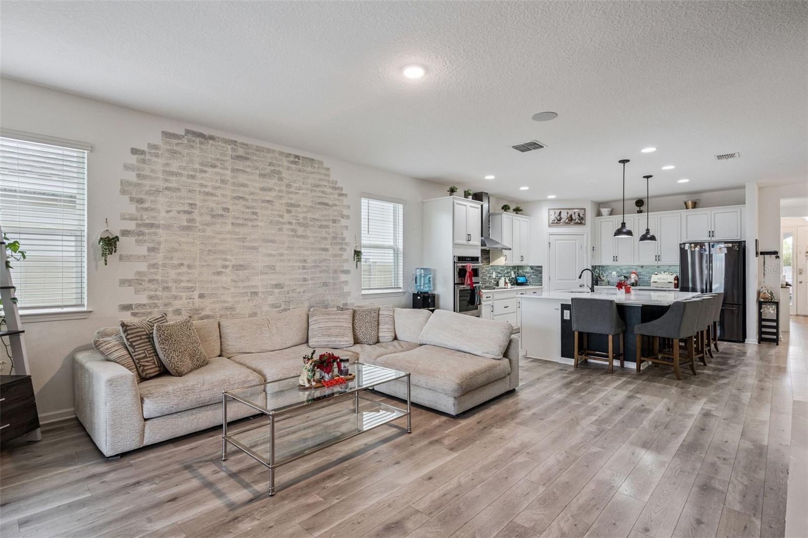 Image 9 of 55 For 16256 Misty Hills Avenue