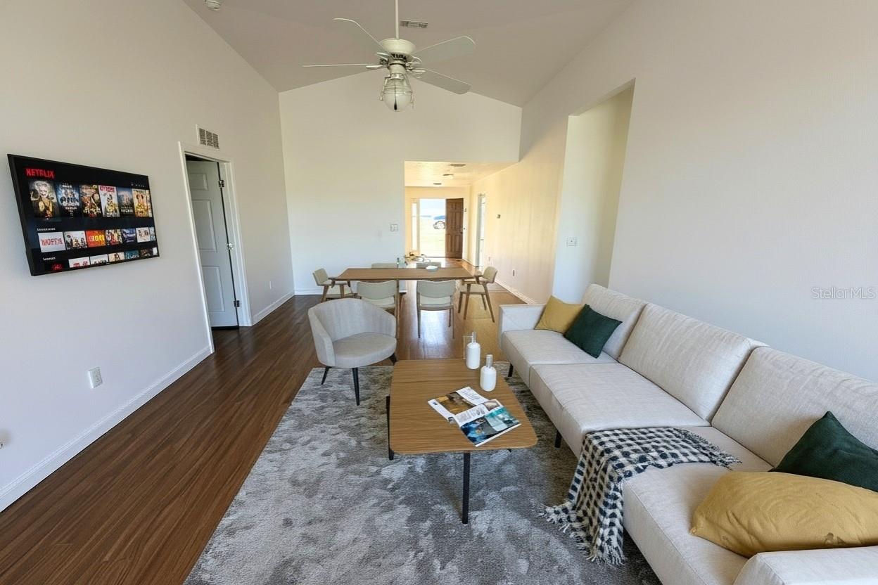 Image 12 of 32 For 1500 Kayuni Drive