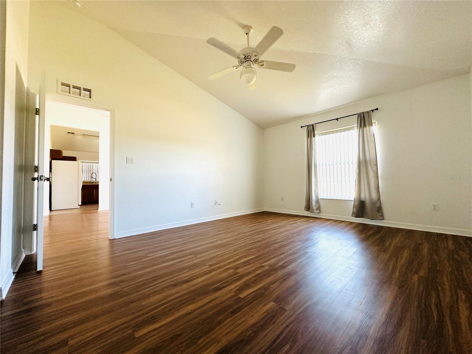 Image 15 of 32 For 1500 Kayuni Drive