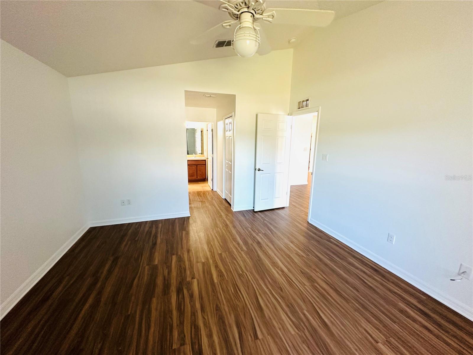 Image 17 of 32 For 1500 Kayuni Drive