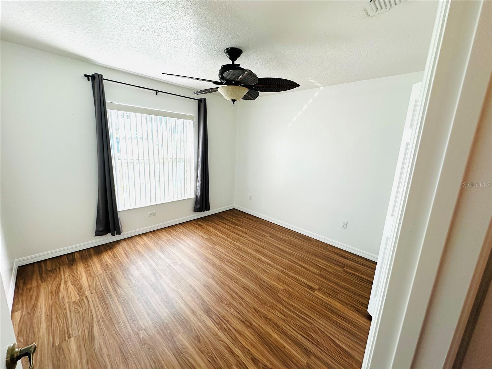 Image 24 of 32 For 1500 Kayuni Drive