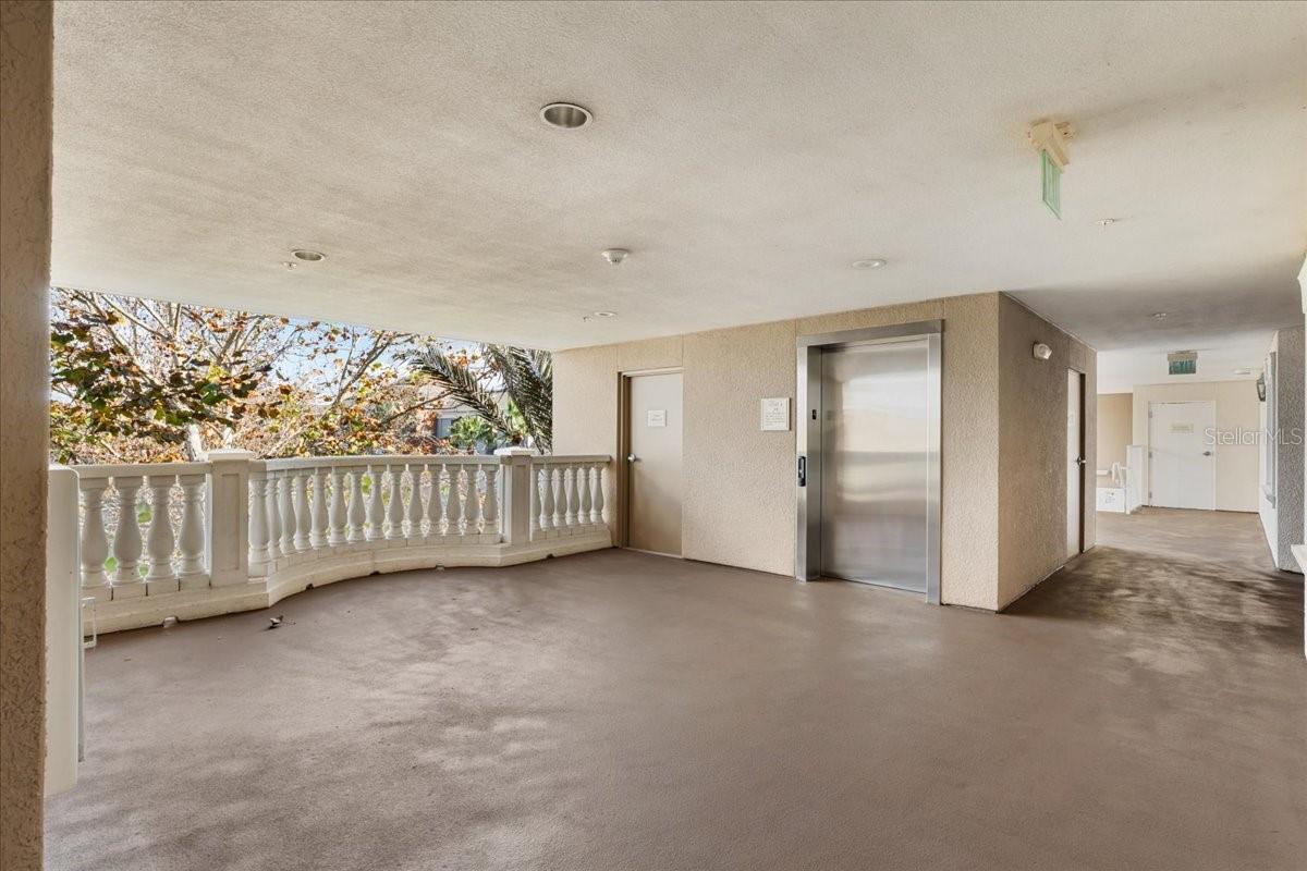 Image 27 of 31 For 7658 Whisper Way 402