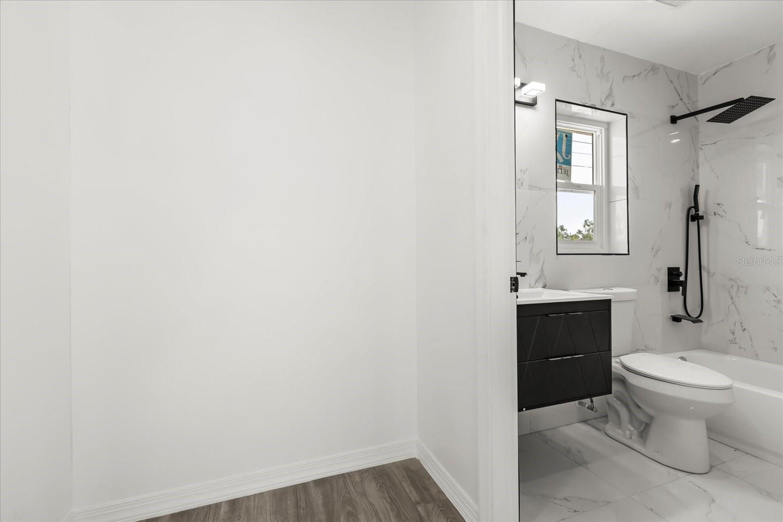 Image 16 of 25 For 1092 Deltona Boulevard