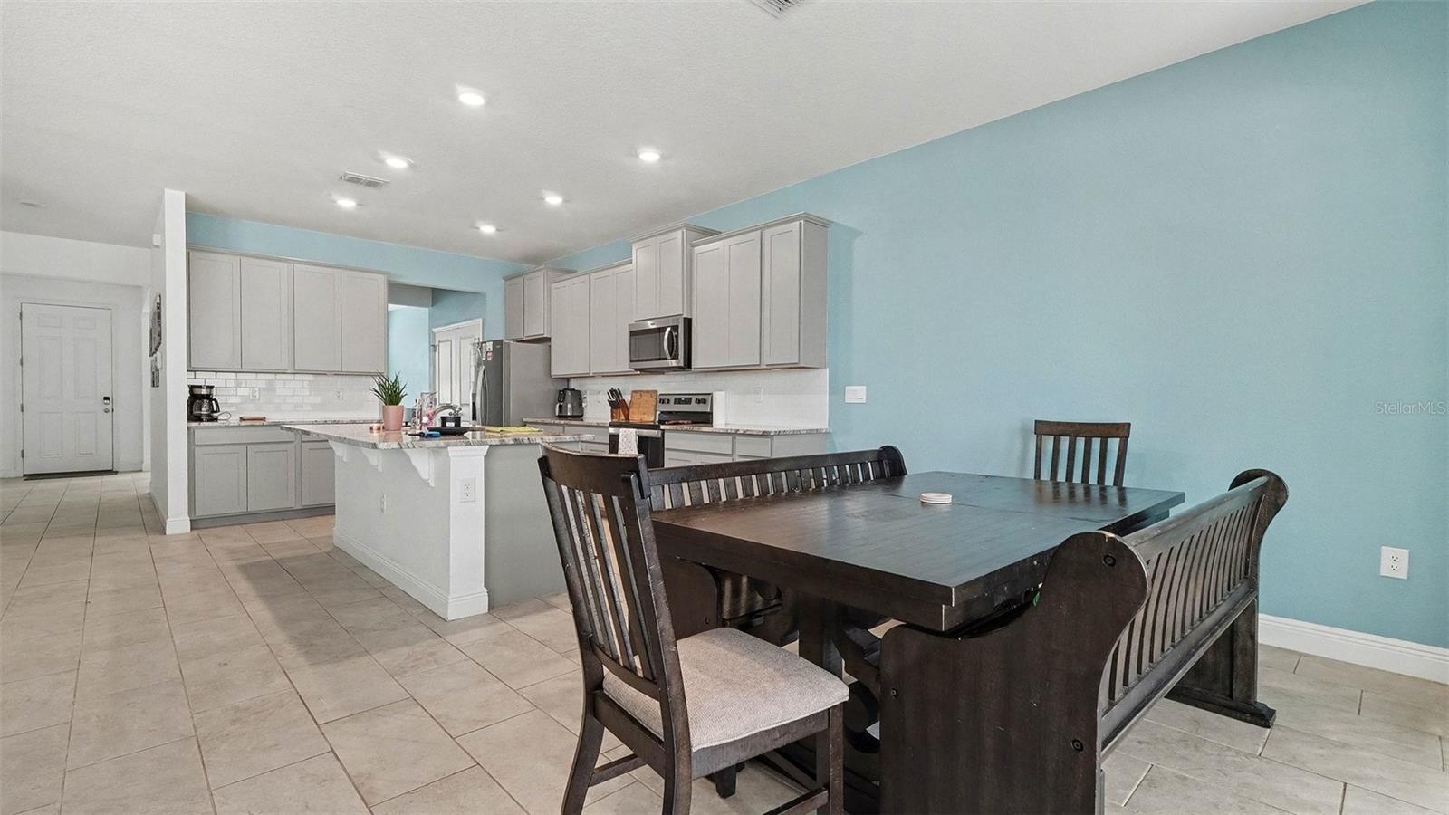 Image 11 of 32 For 5596 43rd Court