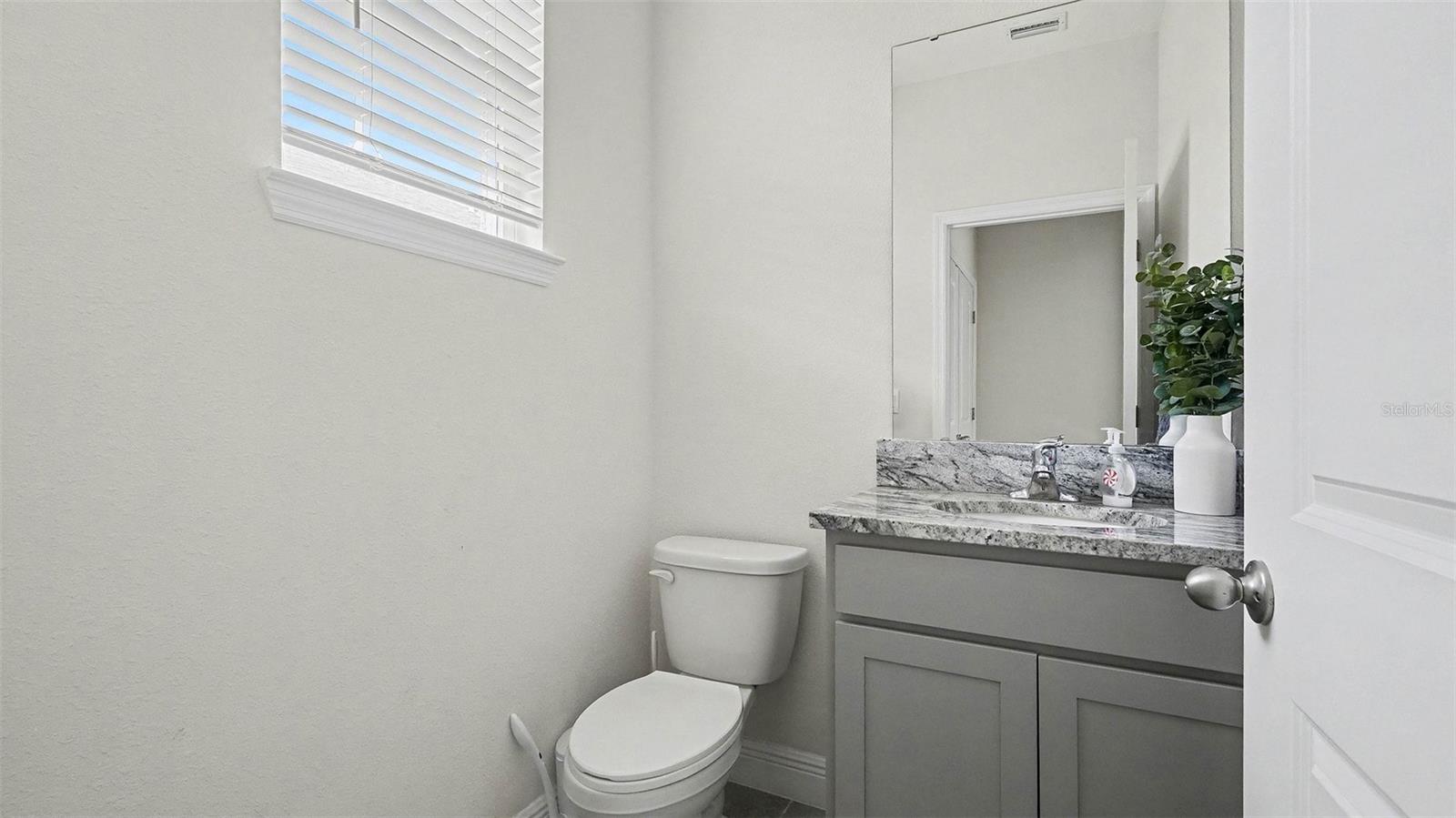 Image 20 of 32 For 5596 43rd Court