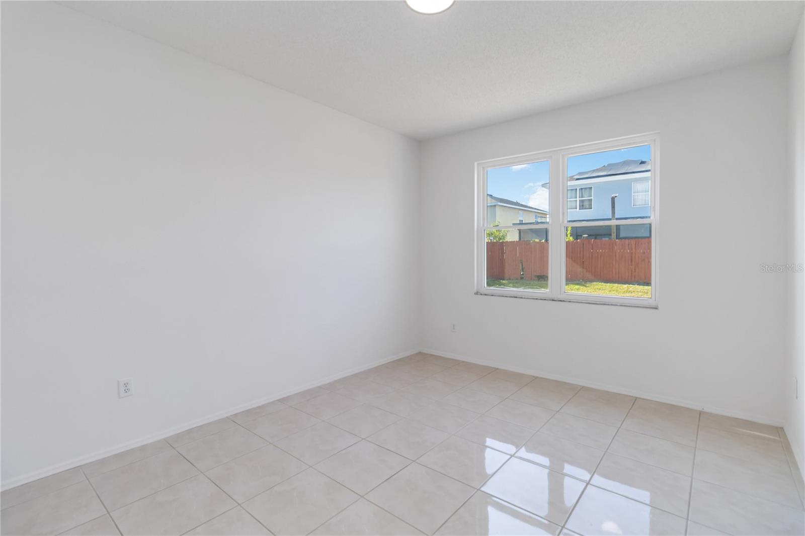 Image 11 of 28 For 13274 Summerton Drive