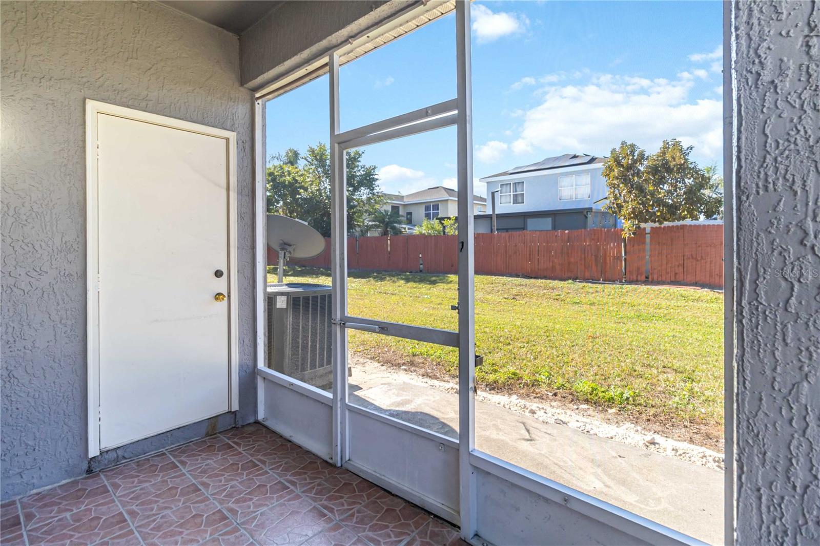 Image 20 of 28 For 13274 Summerton Drive