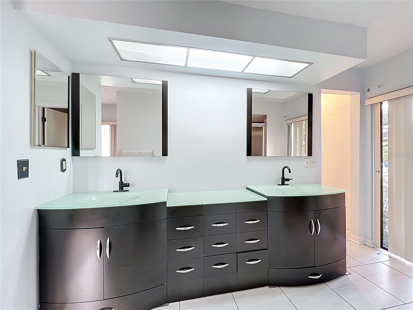 Image 21 of 35 For 1833 Crowley Circle