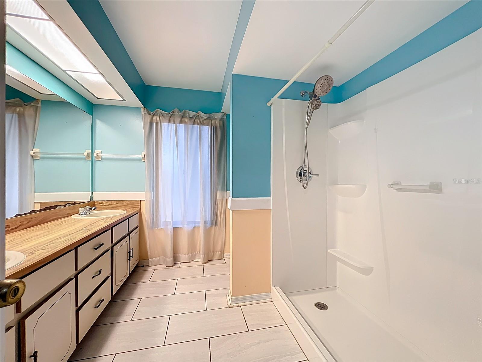 Image 28 of 35 For 1833 Crowley Circle