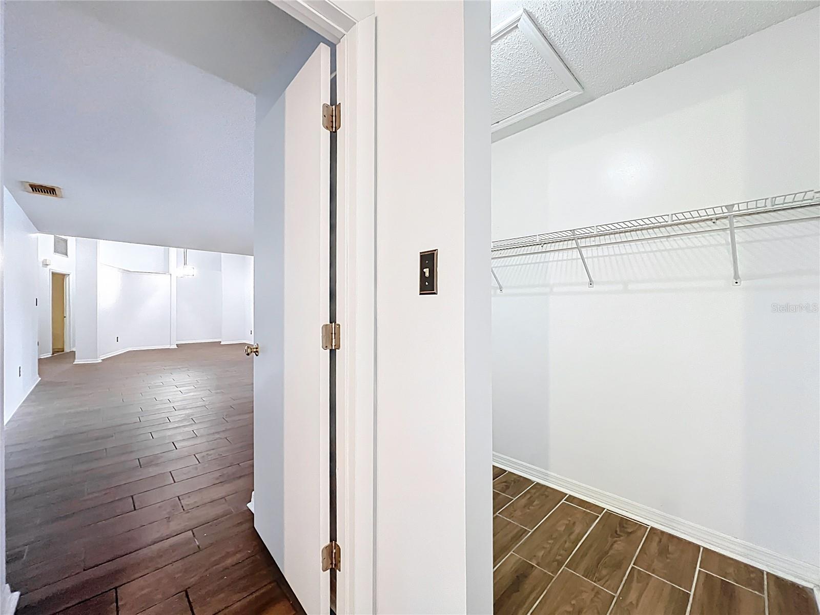 Image 30 of 35 For 1833 Crowley Circle