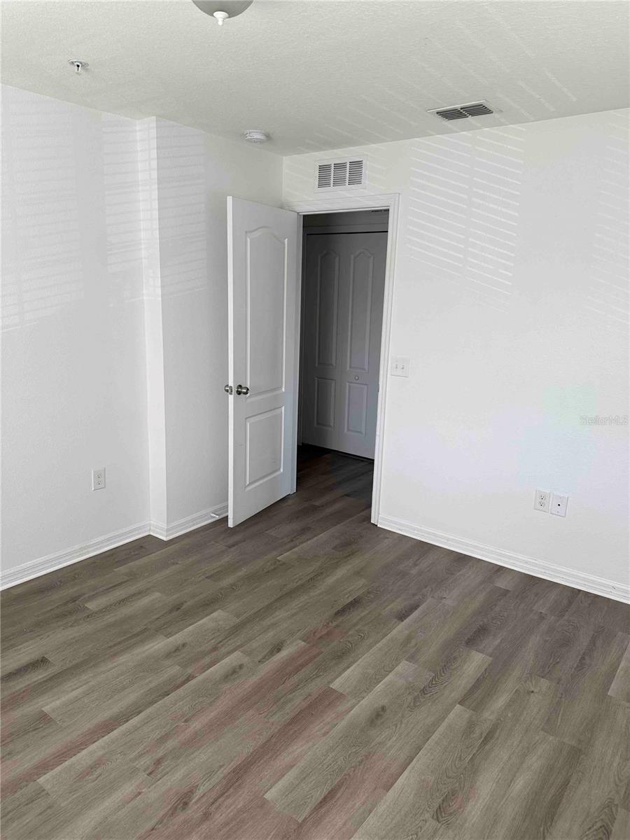 Image 10 of 13 For 2328 Chatham Place Drive