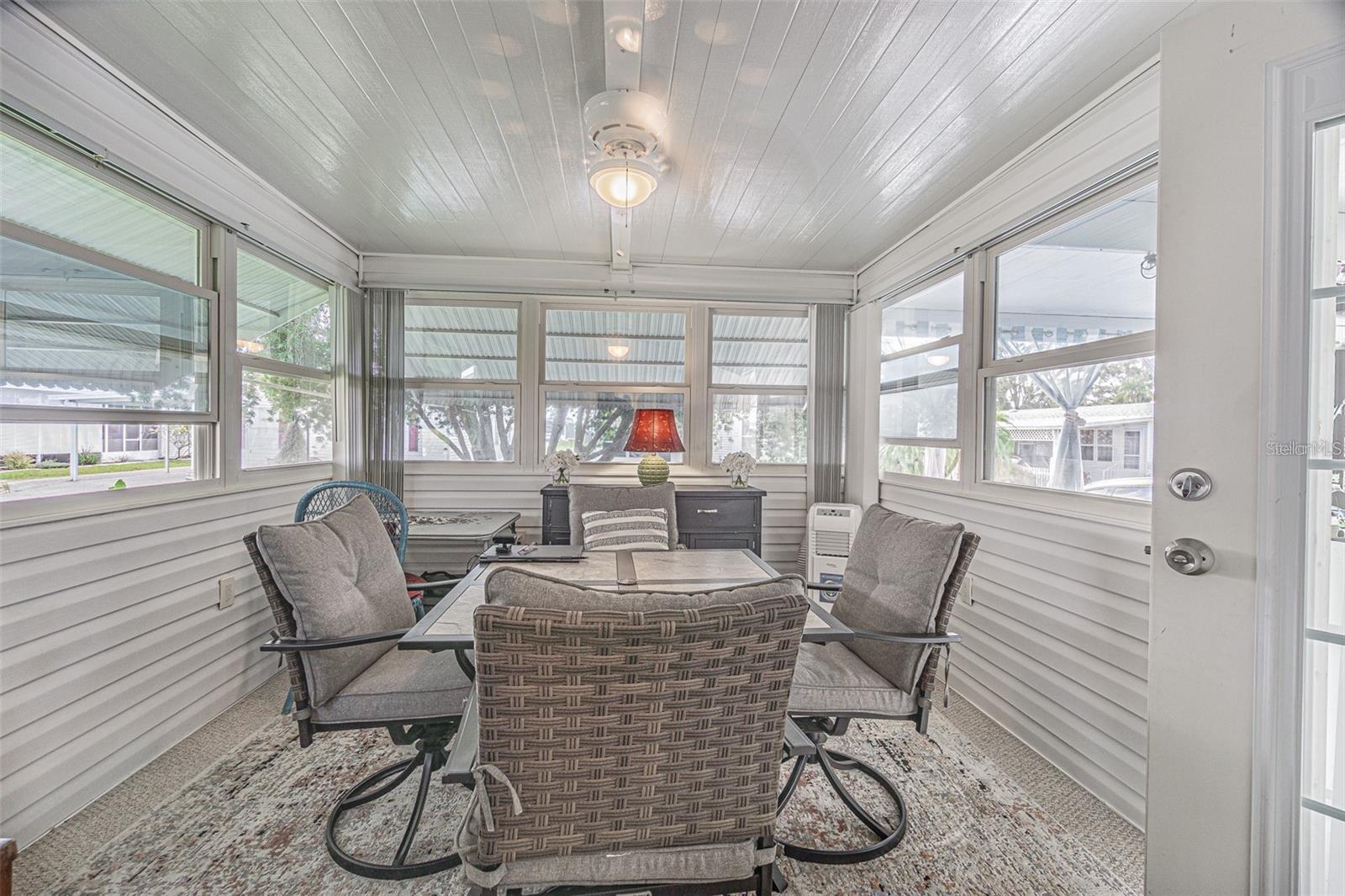 Image 5 of 6 For 37513 Campo Avenue