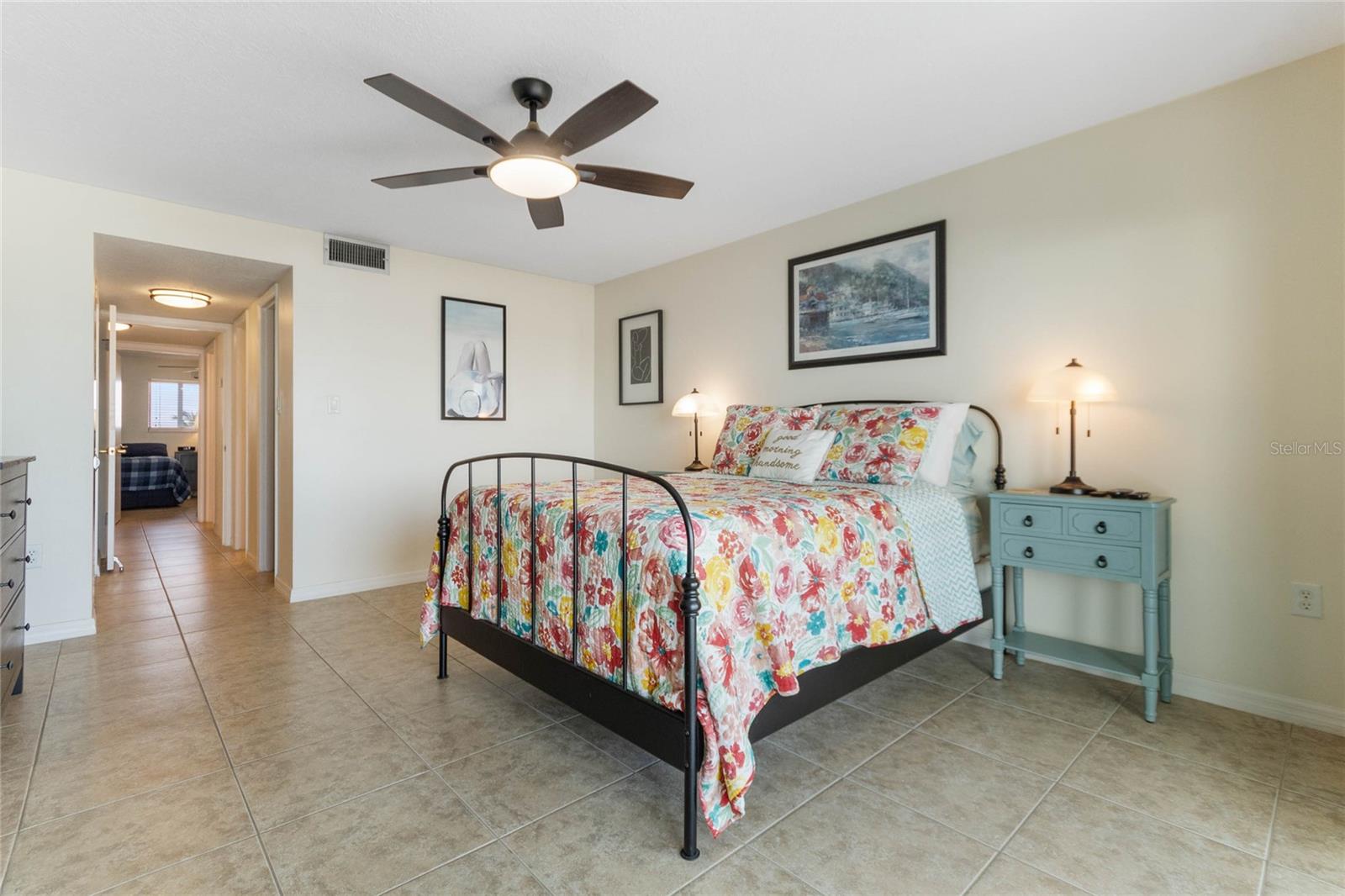 Image 18 of 43 For 1515 Atlantic Avenue 404