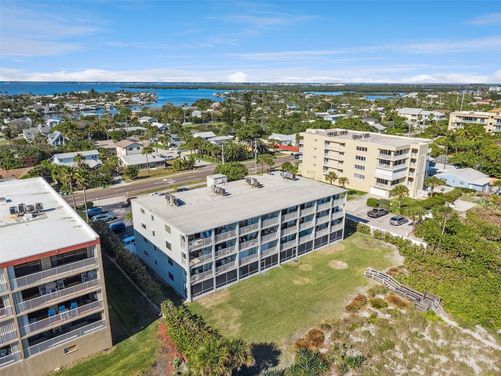 Image 31 of 43 For 1515 Atlantic Avenue 404