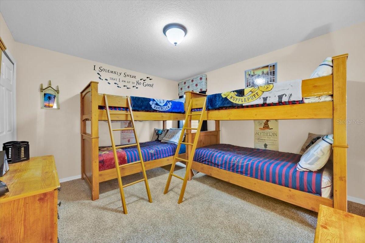 Image 16 of 37 For 8023 Acadia Estates Court