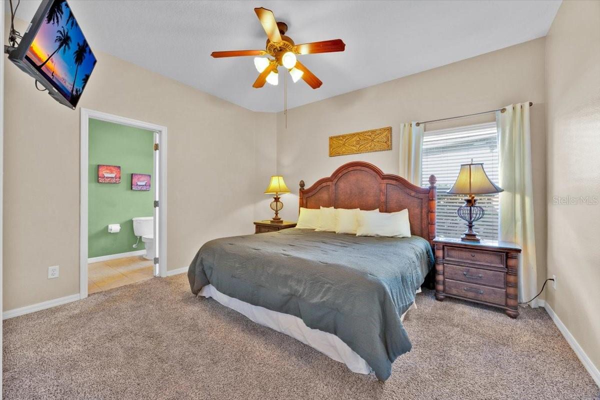 Image 19 of 37 For 8023 Acadia Estates Court