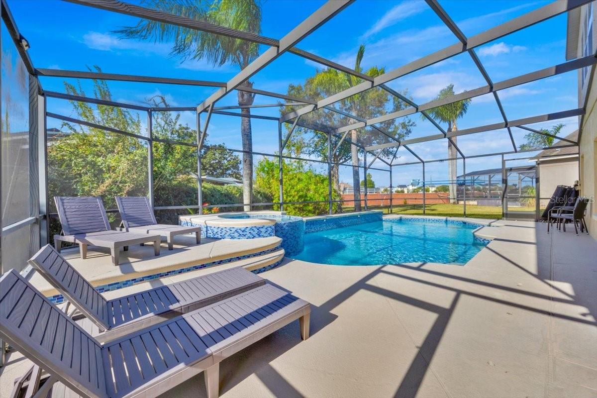 Image 31 of 37 For 8023 Acadia Estates Court