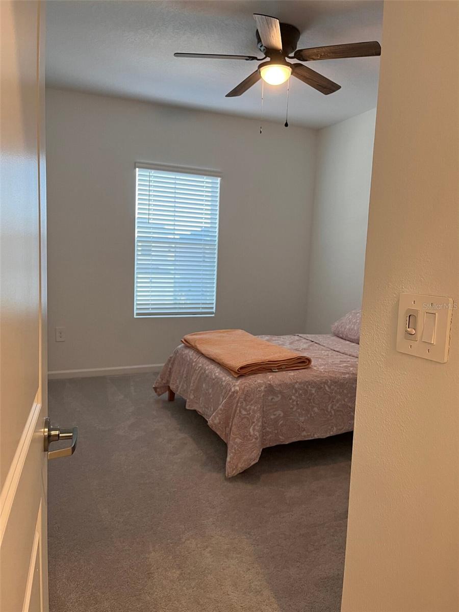 Image 3 of 7 For 2926 Savoir Avenue