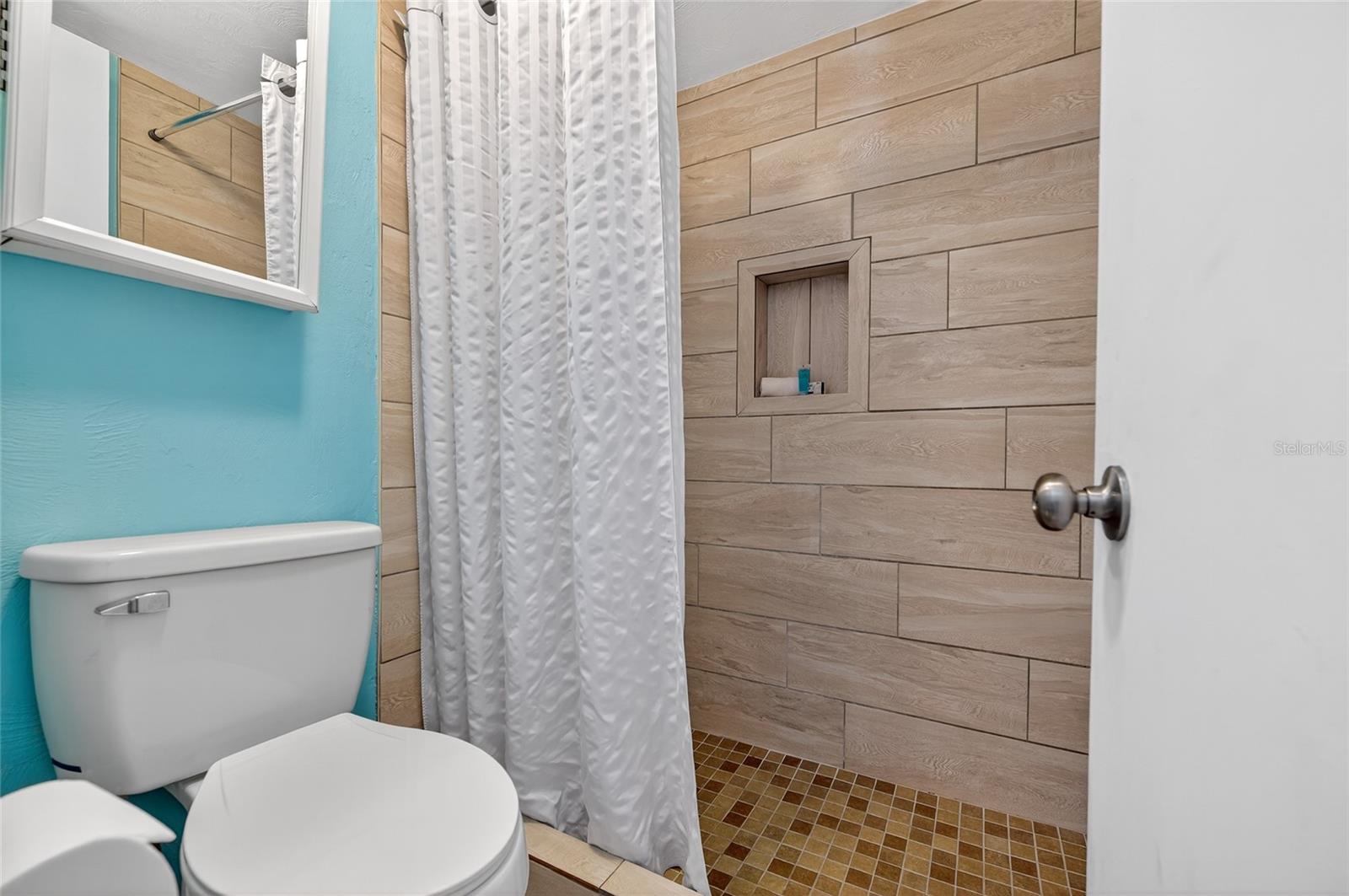 Image 21 of 34 For 313 Atlantic Avenue 4110