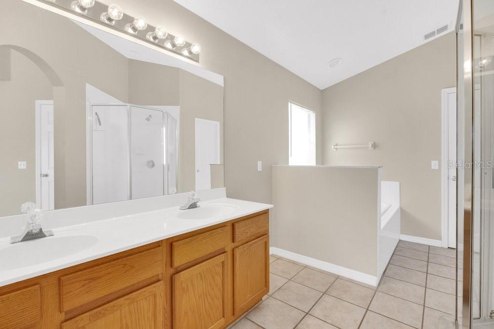 Image 15 of 36 For 348 Sir Phillips Drive