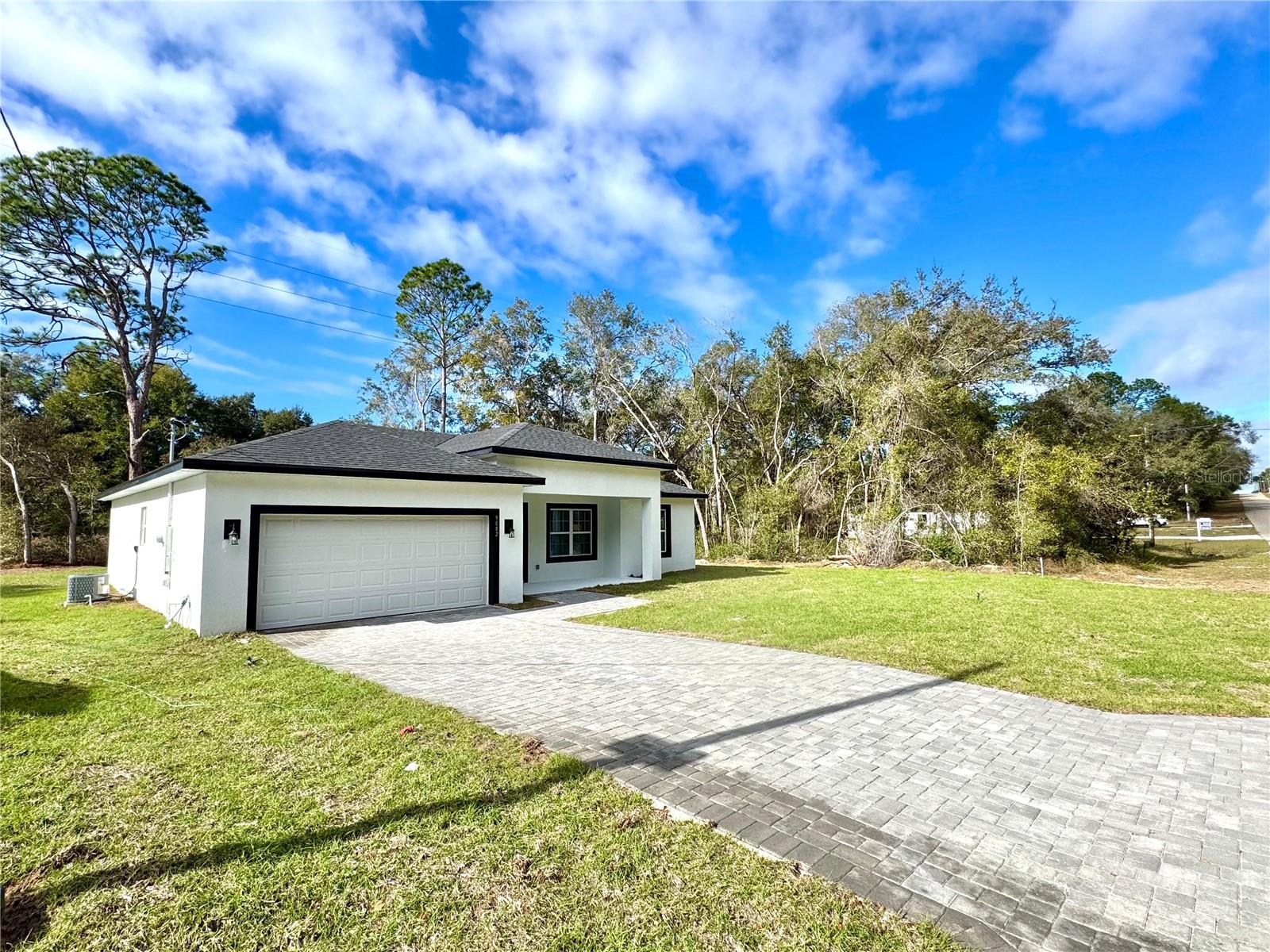 Listing photo id 0 for 9082 Cortlandt Drive