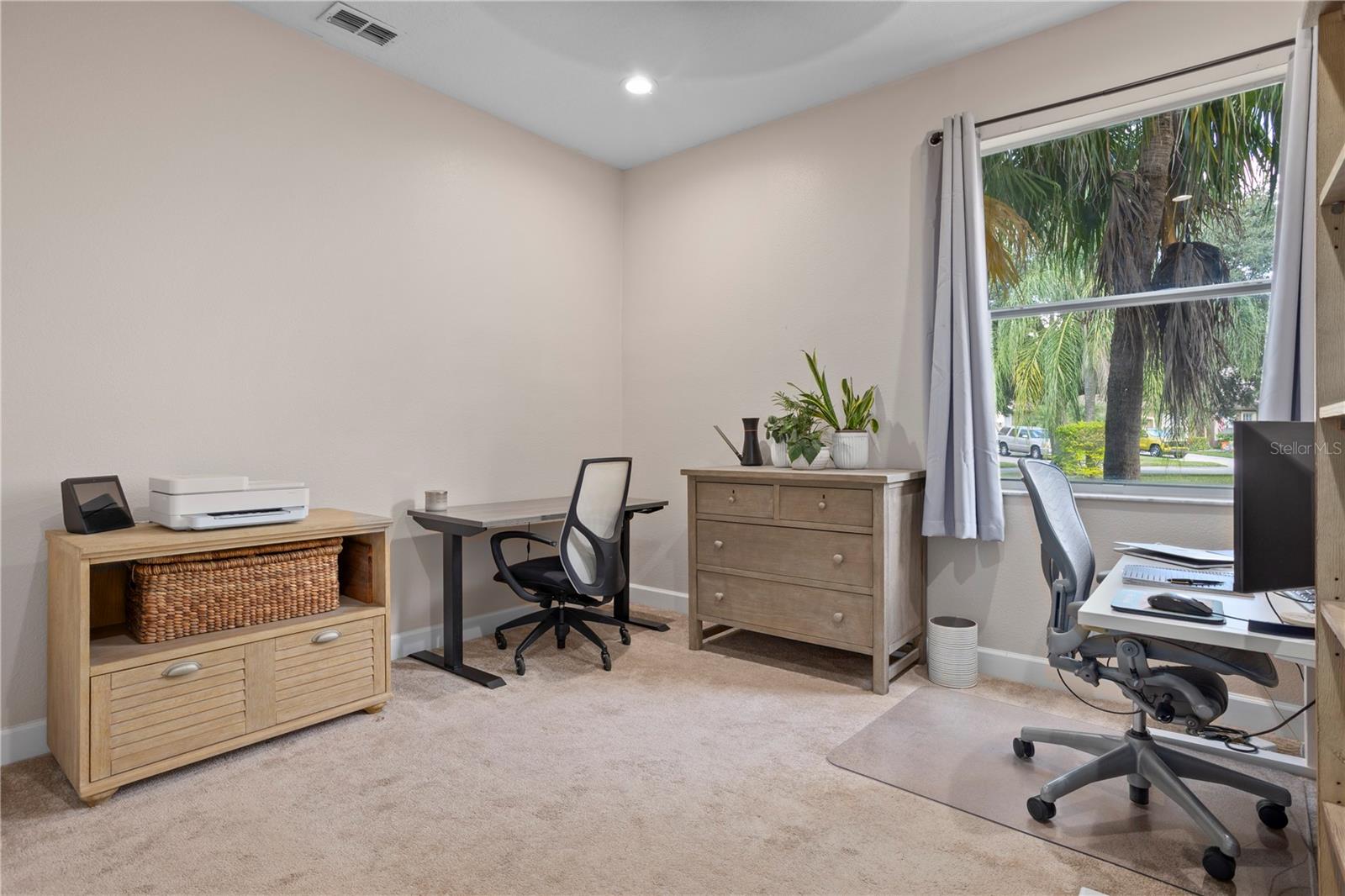 Image 13 of 30 For 2267 Foliage Oak Terrace