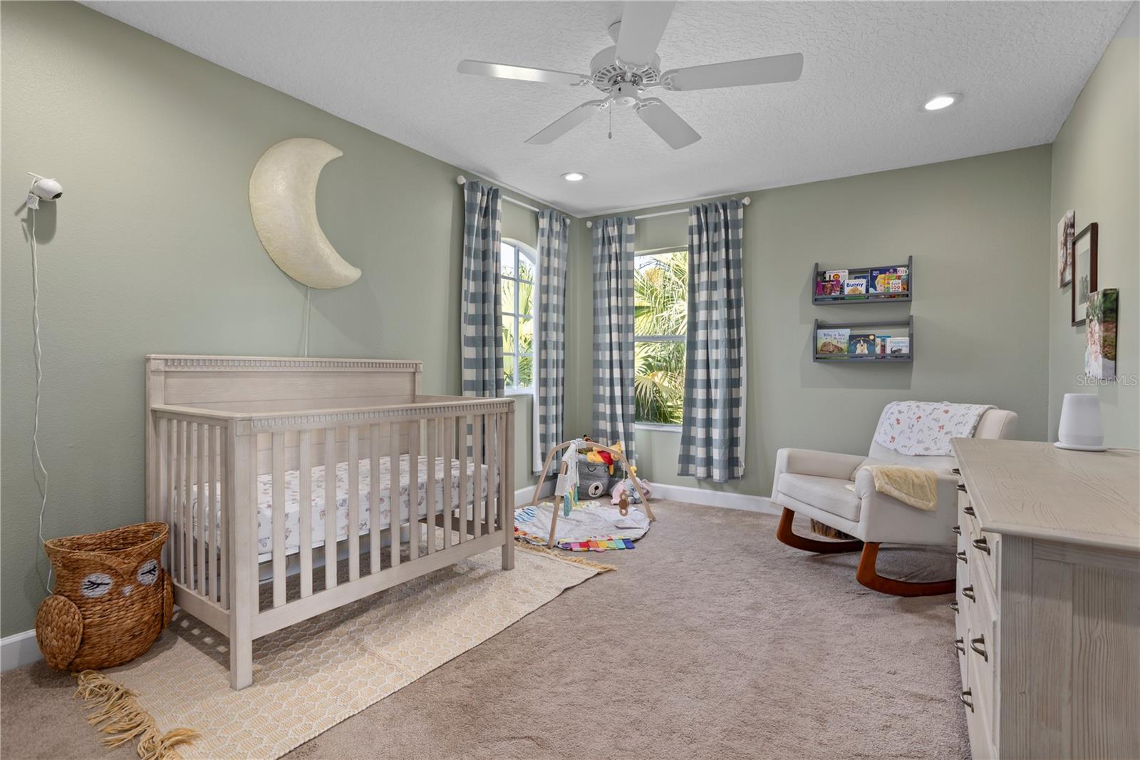 Image 16 of 30 For 2267 Foliage Oak Terrace