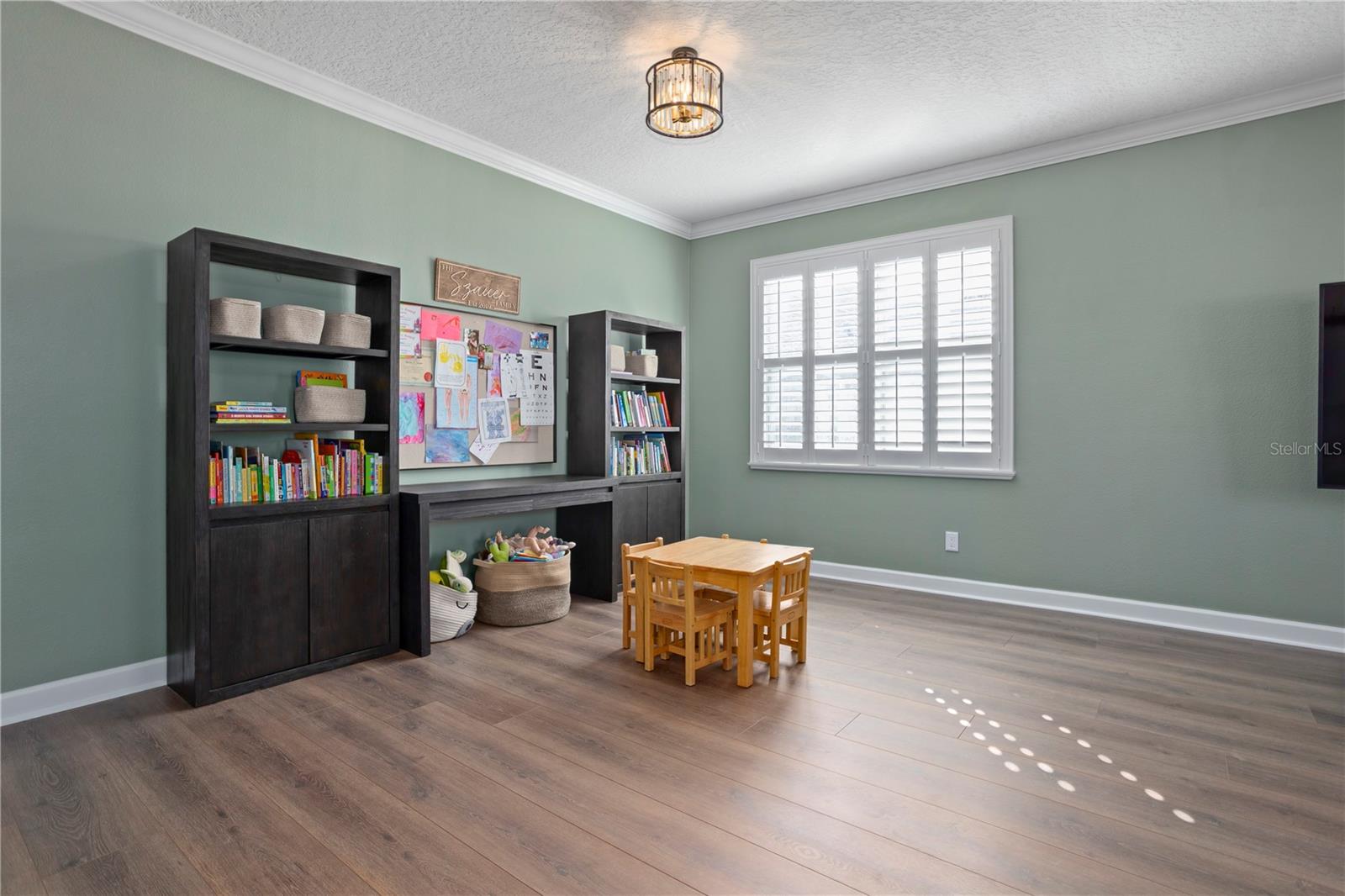 Image 19 of 30 For 2267 Foliage Oak Terrace