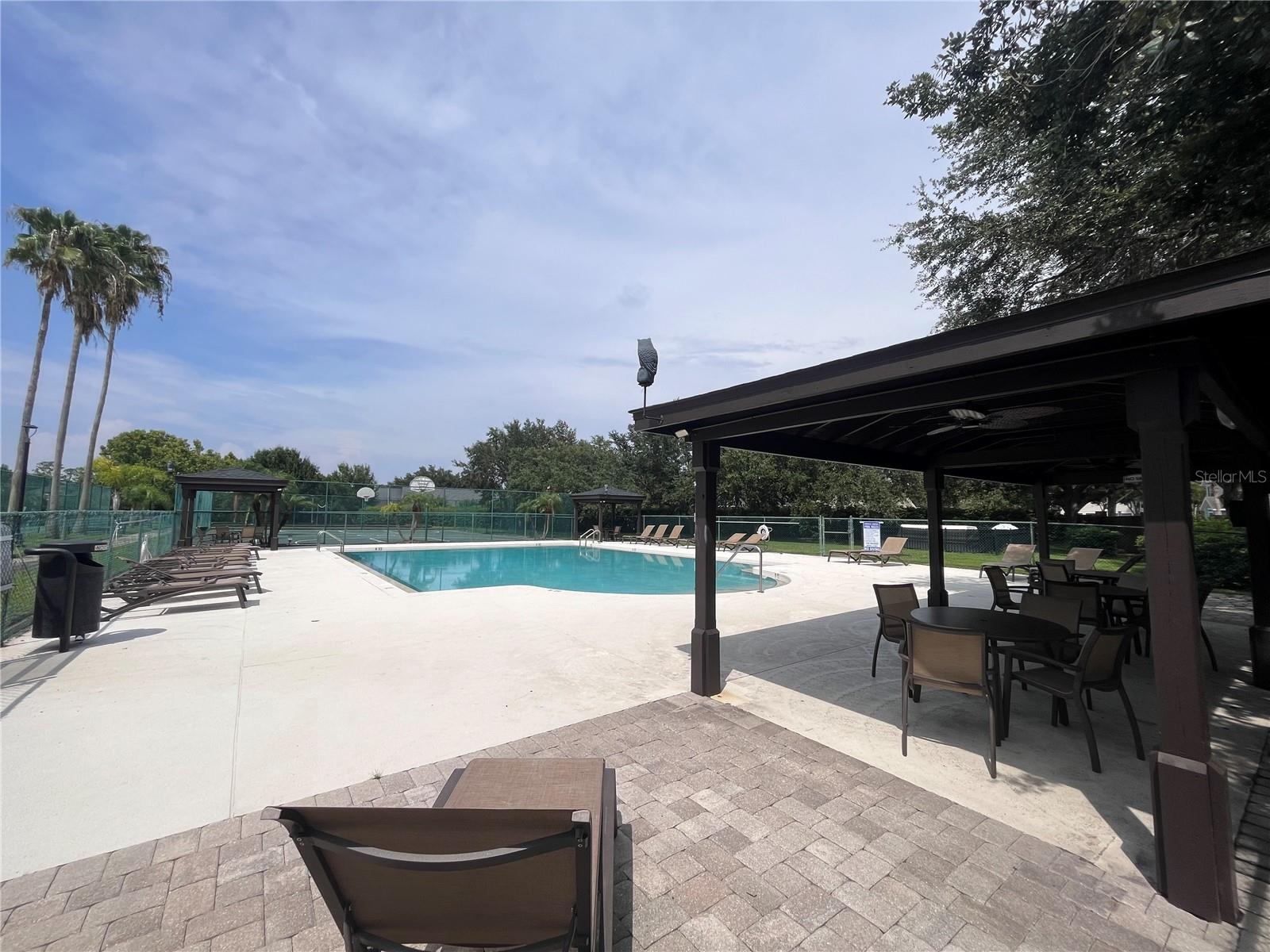 Image 18 of 49 For 488 Winding Hollow Avenue