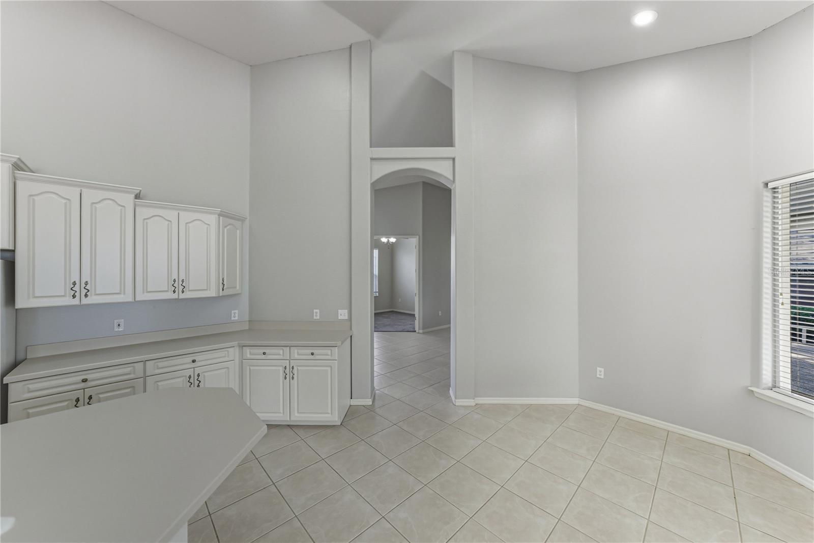 Image 27 of 51 For 5766 High Ridge Loop