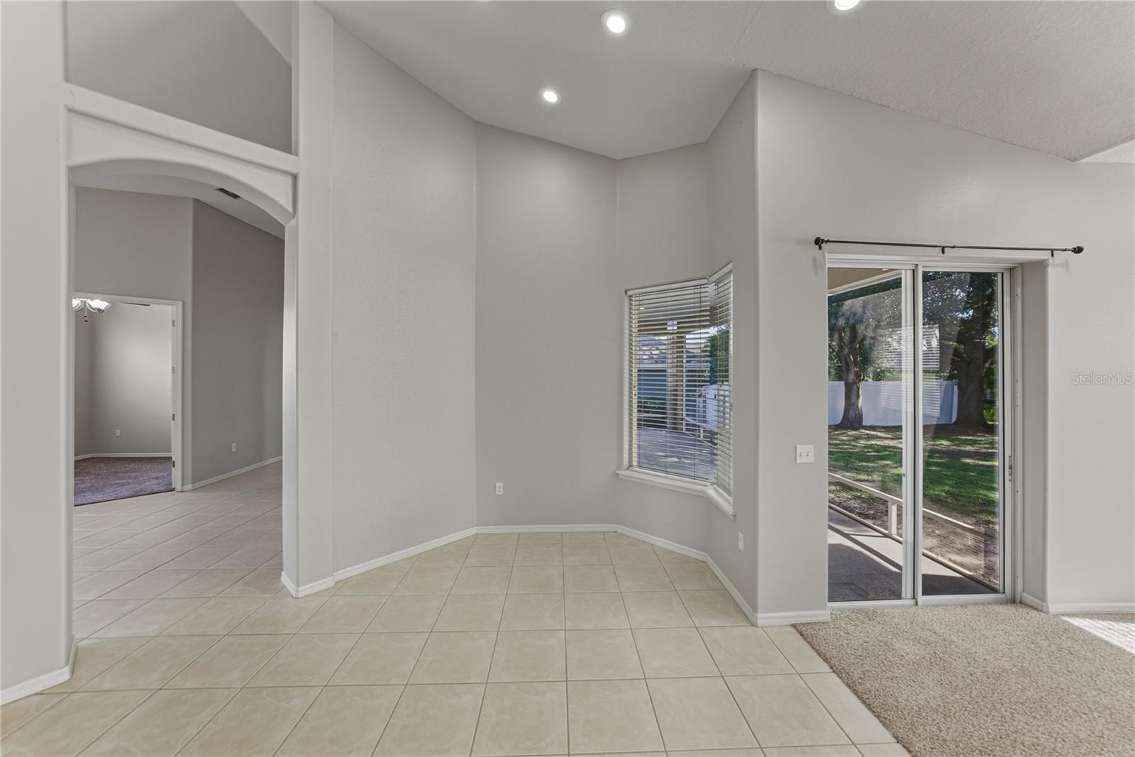 Image 28 of 51 For 5766 High Ridge Loop