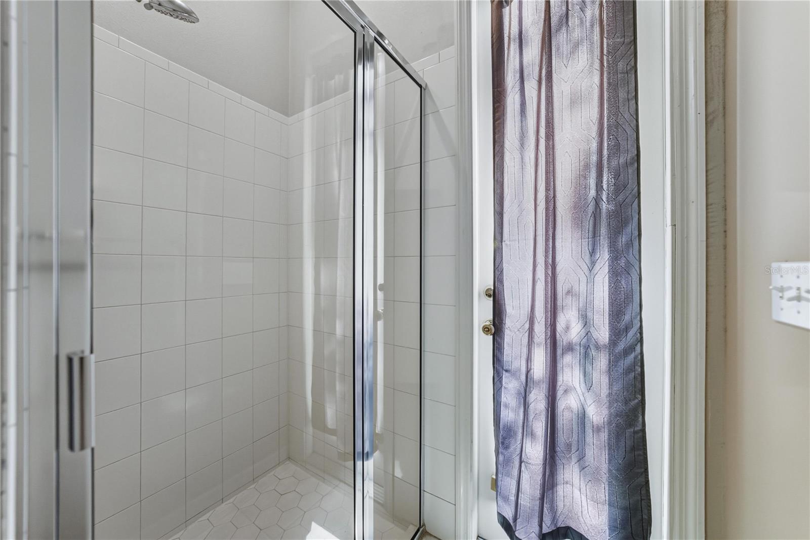 Image 44 of 51 For 5766 High Ridge Loop