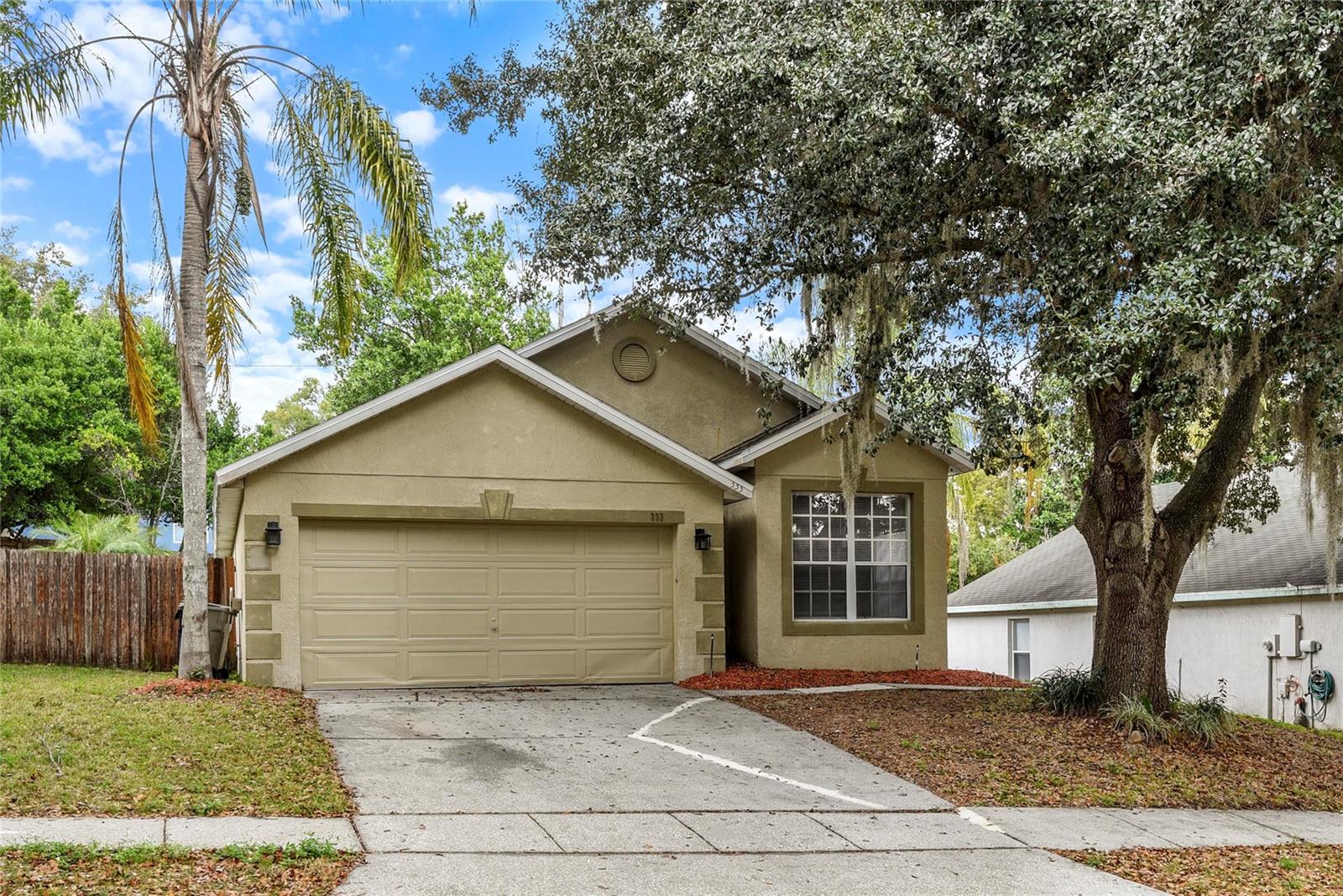 Image 2 of 29 For 333 Bay Street