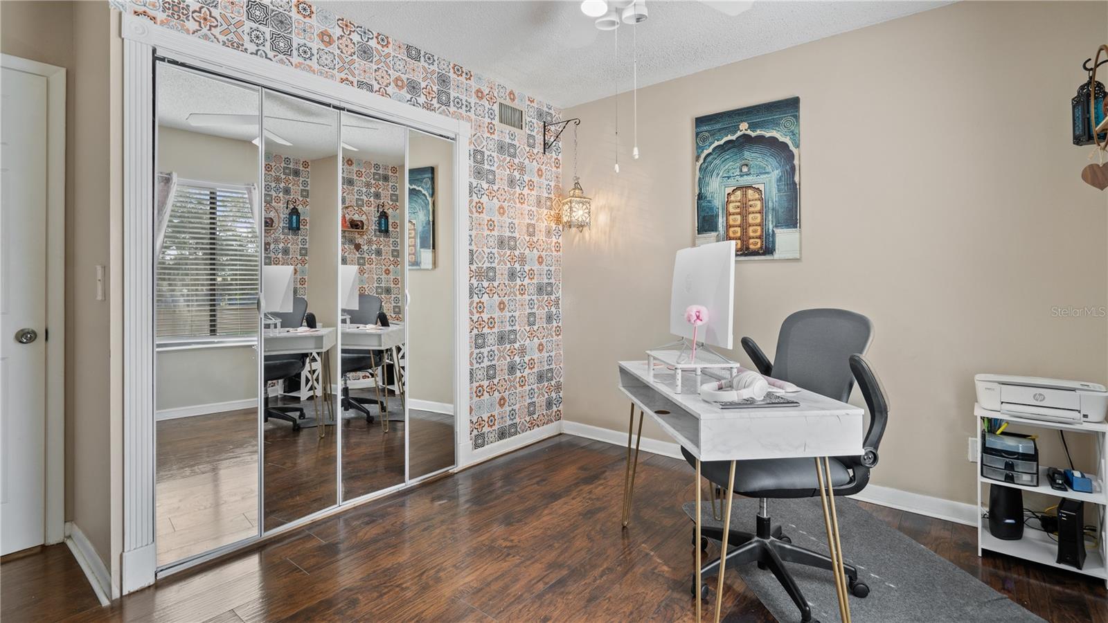 Image 10 of 38 For 8203 Sun Spring Circle 12