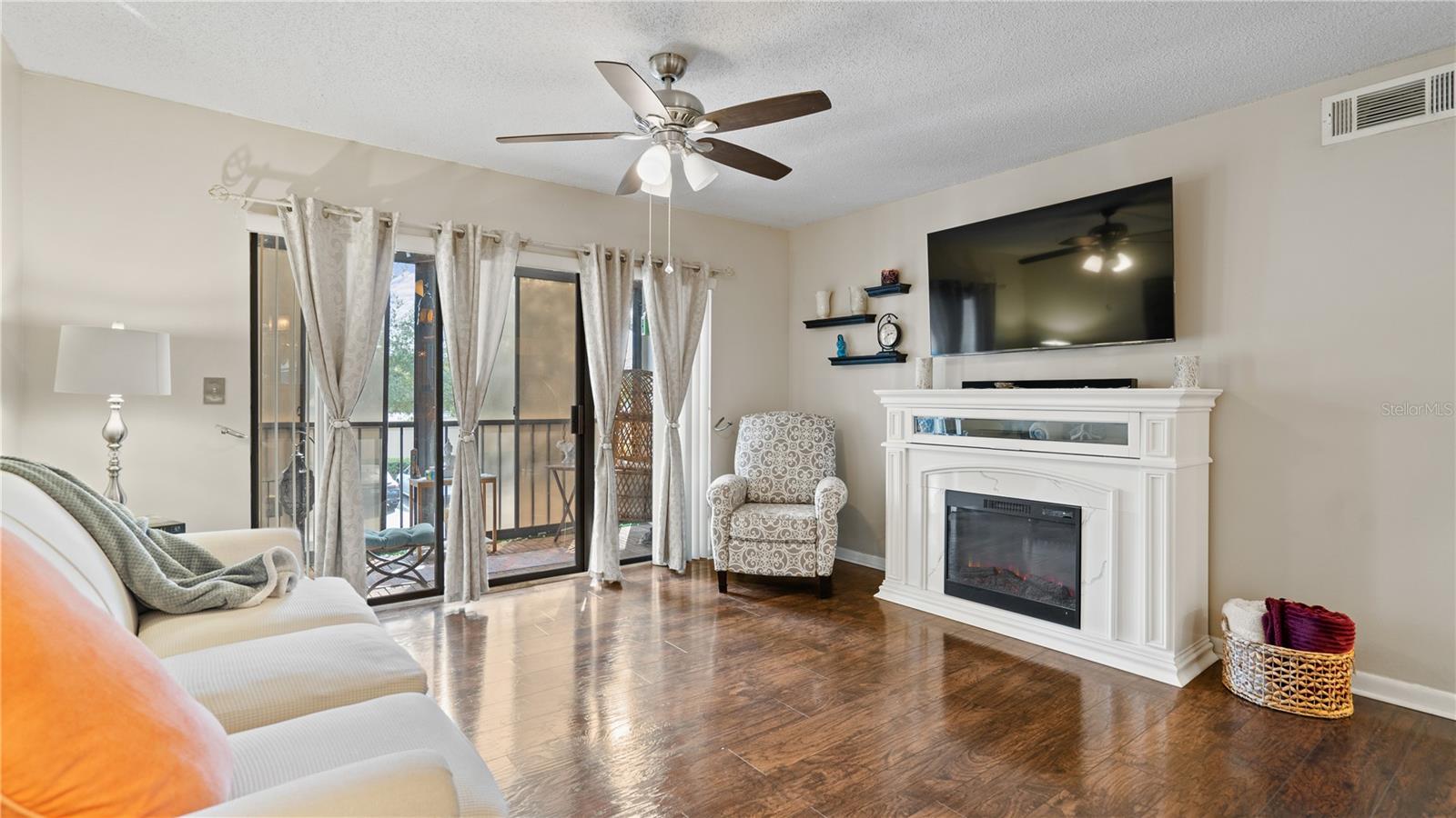 Image 12 of 38 For 8203 Sun Spring Circle 12