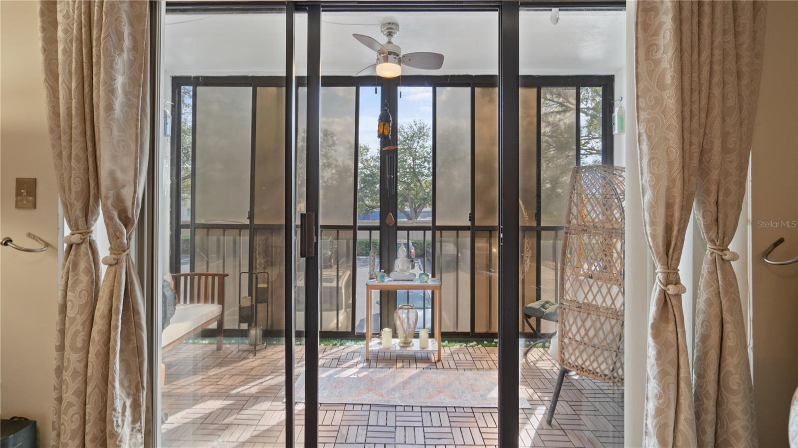 Image 19 of 38 For 8203 Sun Spring Circle 12