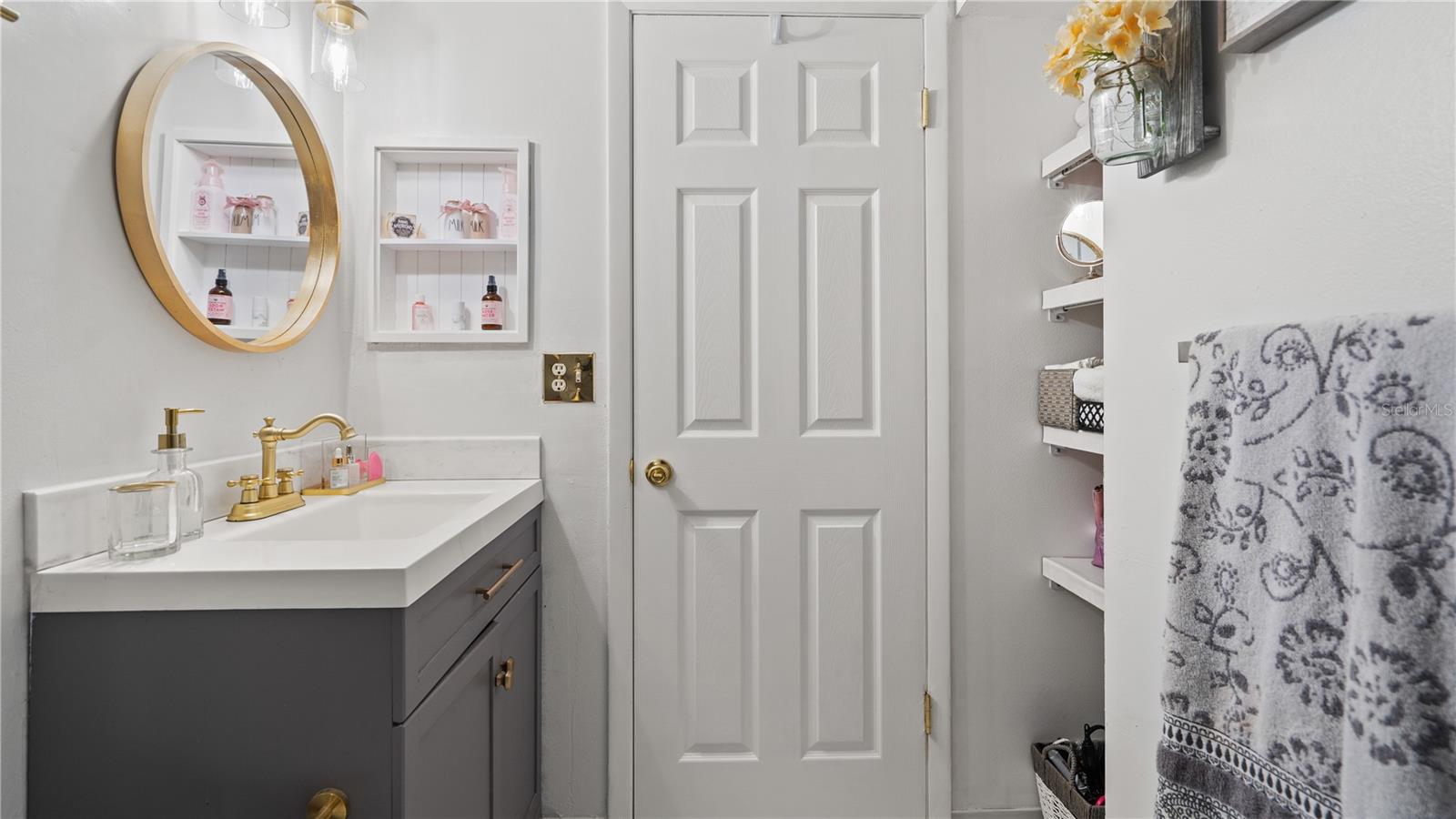 Image 20 of 38 For 8203 Sun Spring Circle 12