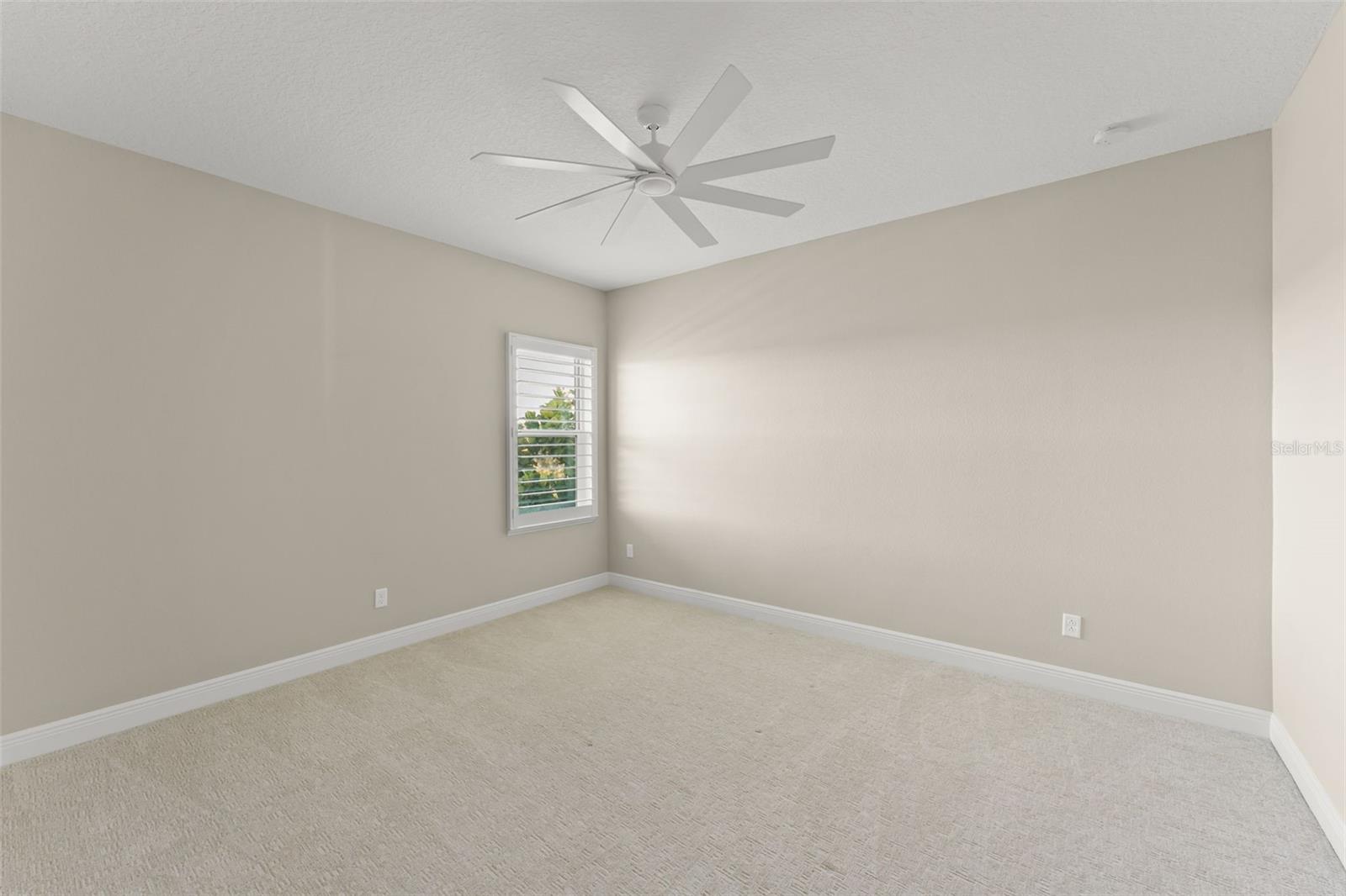 Image 36 of 55 For 15594 Shorebird Lane