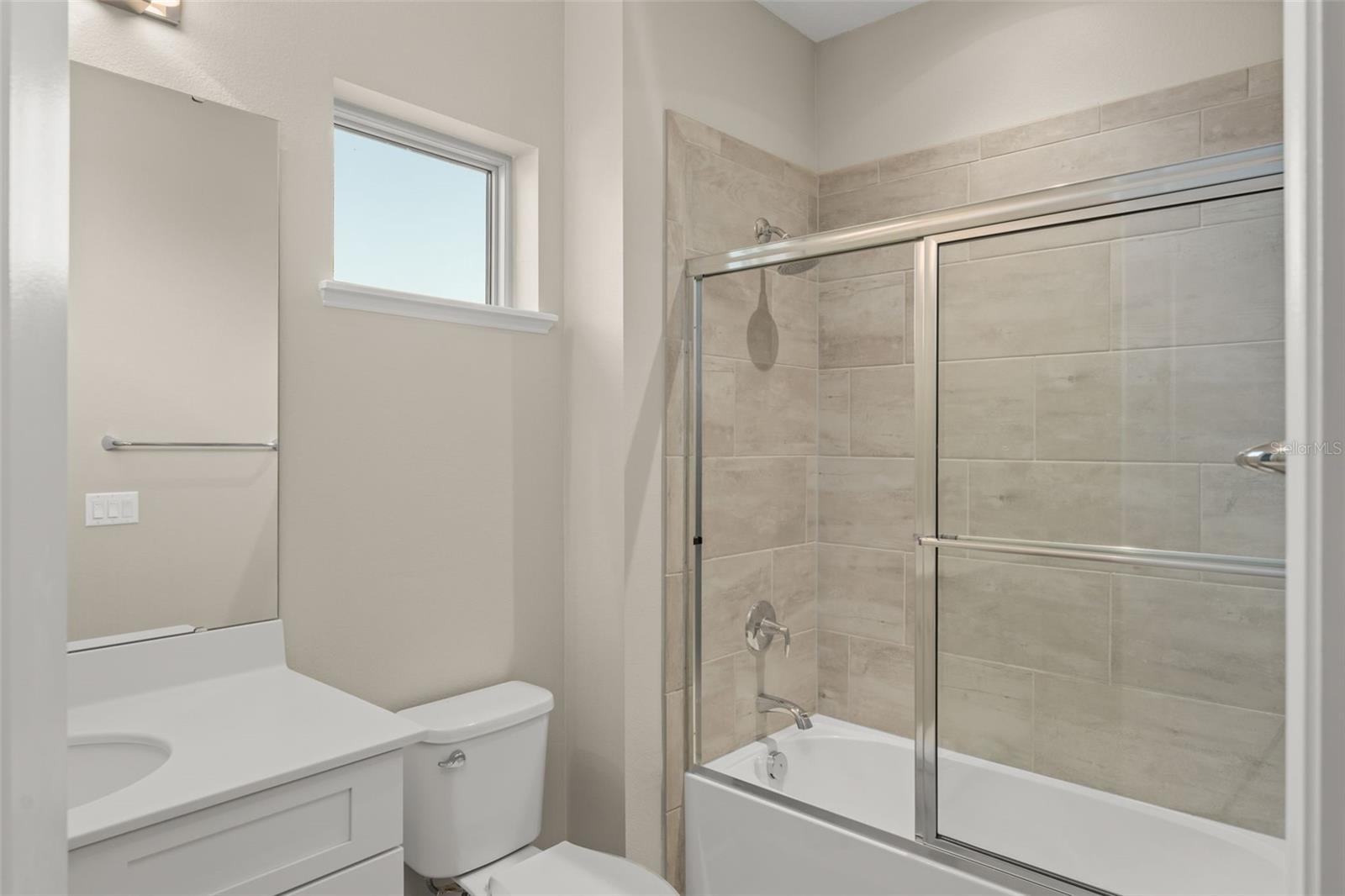 Image 38 of 55 For 15594 Shorebird Lane