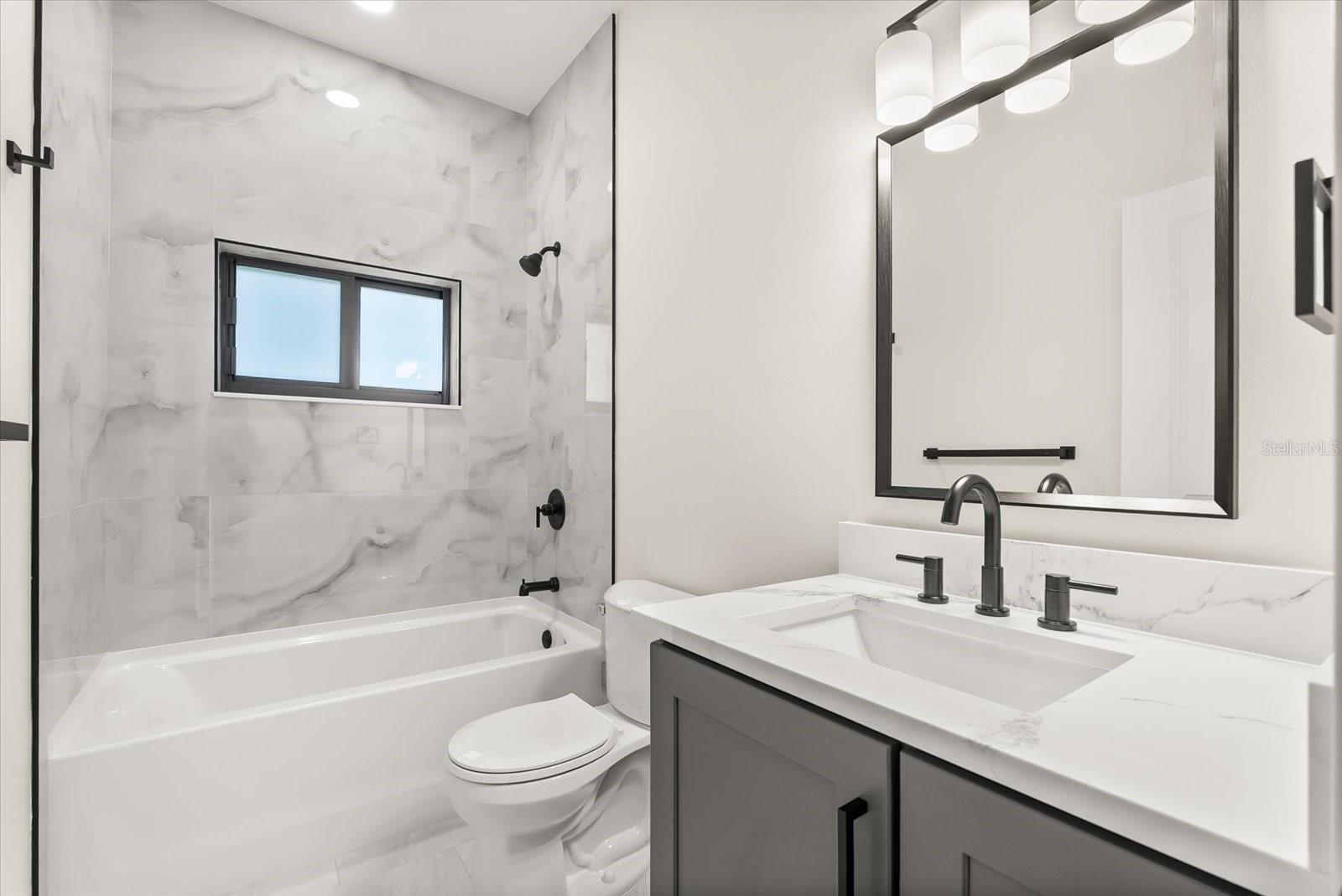 Image 23 of 33 For 24 Plantation Road