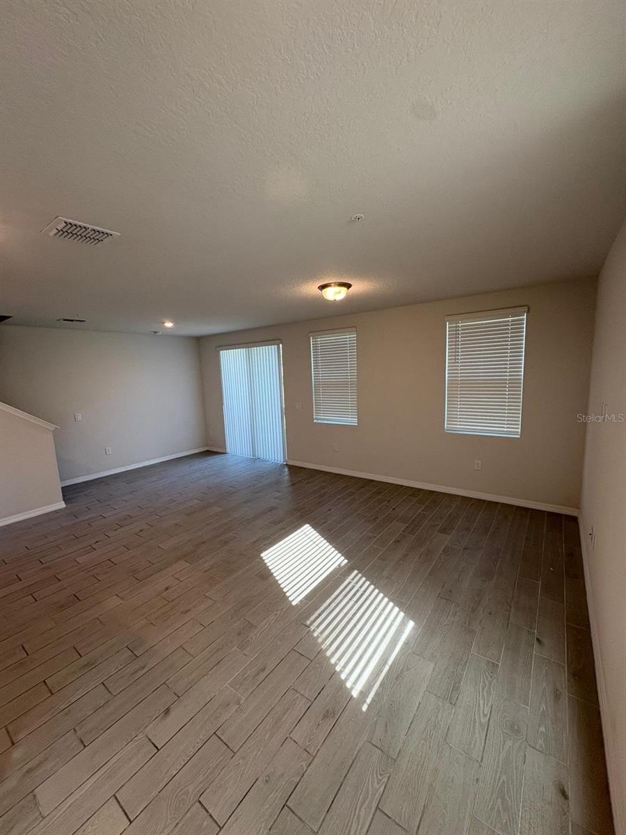 Image 3 of 16 For 2065 Milkweed Street