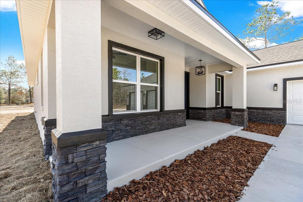 Image 4 of 57 For 7960 121 Terrace