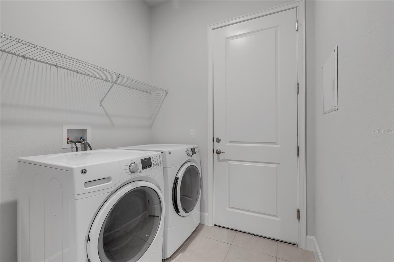 Image 21 of 34 For 844 Pinewood Drive