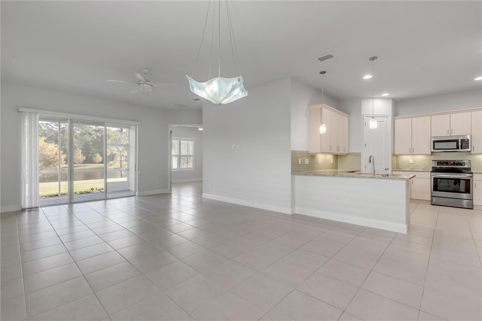 Image 6 of 34 For 844 Pinewood Drive