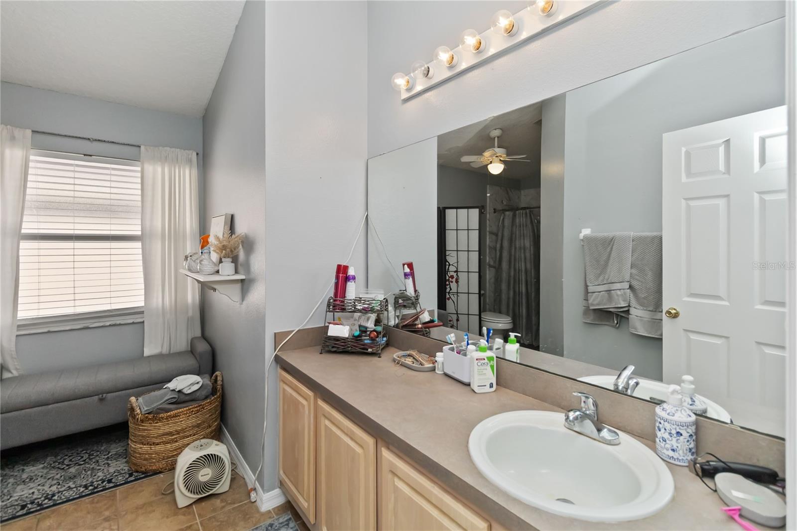 Image 14 of 24 For 10844 Flycast Circle